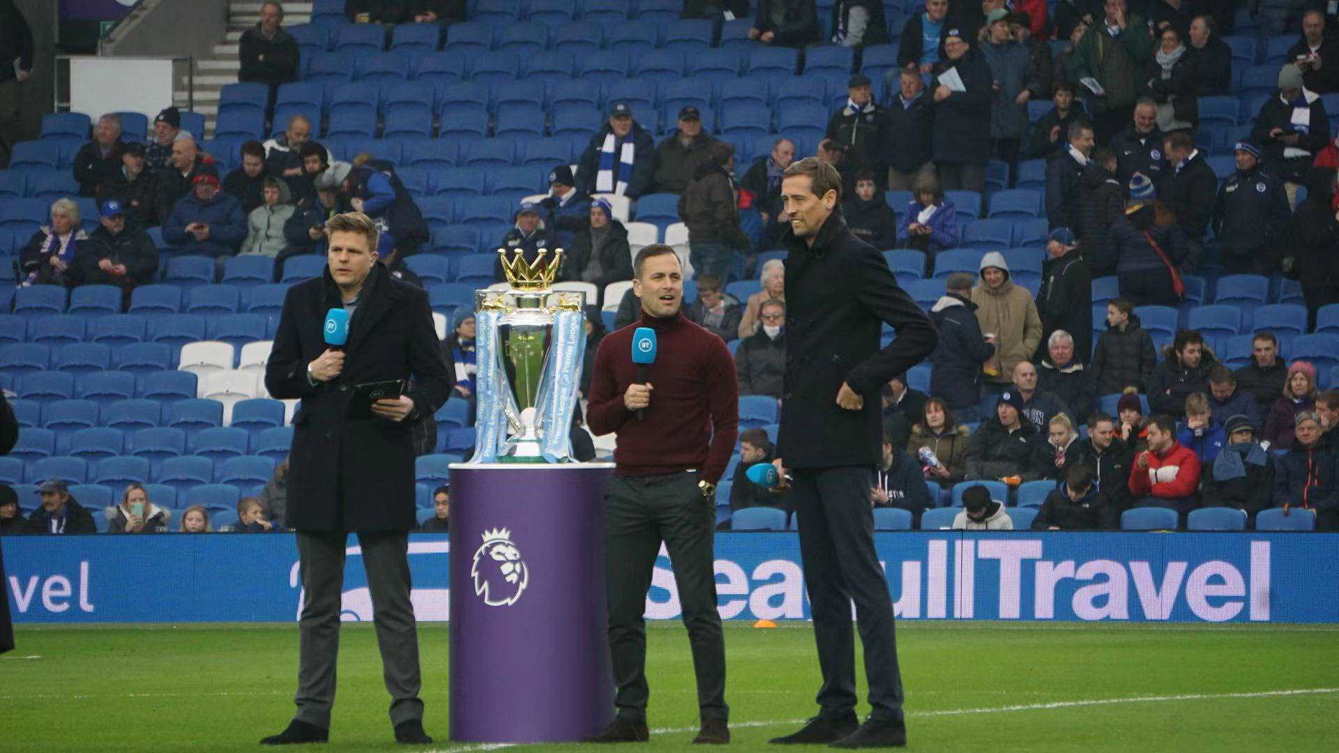 够在同巴黎 够在同巴黎