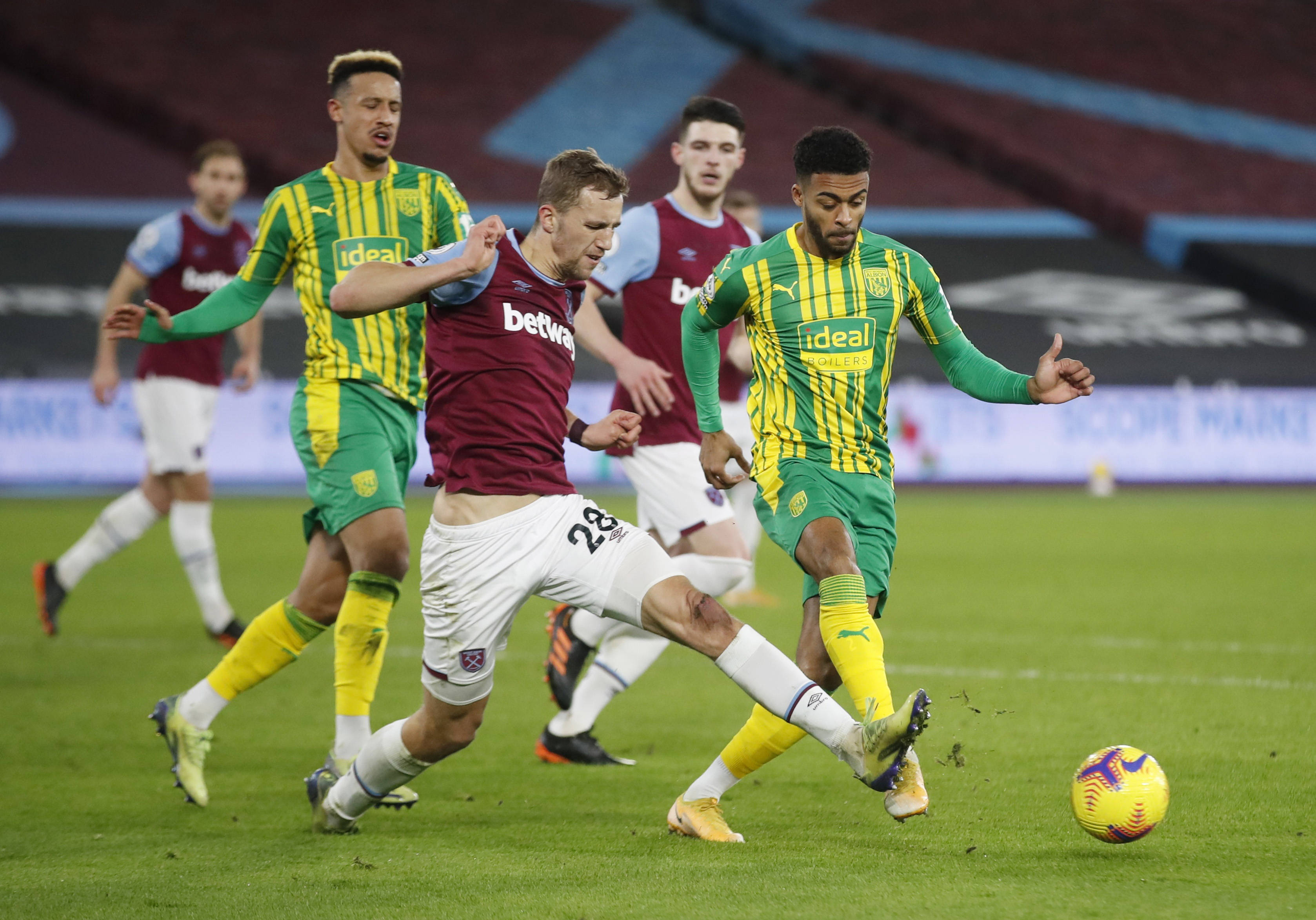 在互相协作 在互相协作